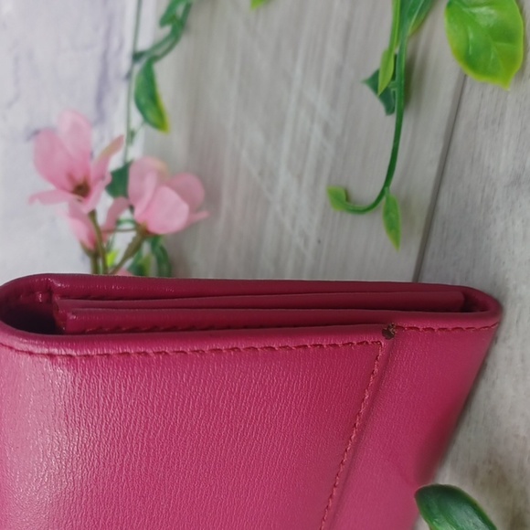 Ferragamo Long Wallet - PINK! - Picture 3 of 14